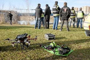 Drones en el Canal de Aguas Bravas del Ebro.