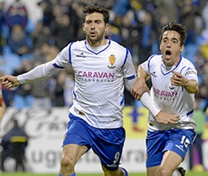 El Real Zaragoza vence por dos goles al Girona.