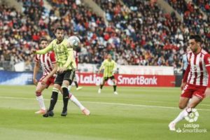 Un momento del partido contra el UD Almería.