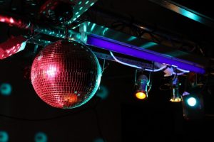 Cierre temporal de una discoteca en Zaragoza por falta de seguridad