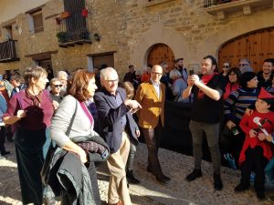 Ken Loach recibió una gran acogida por parte de los vecinos de Mirambel.