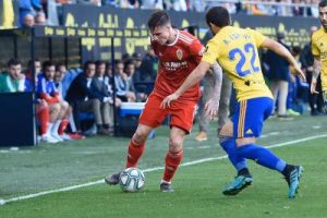 Un punto más para el Real Zaragoza en el Carranza (1-1)