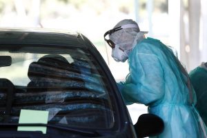 Aragón ponen en marcha el 'AutoCovid', la recogida de muestras en coches