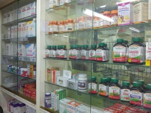 Crean una bolsa de farmacias voluntarias para suplir guardias en Zaragoza