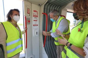 Autobús y tranvía de Zaragoza recuperan las frecuencias habituales con aforo limitado