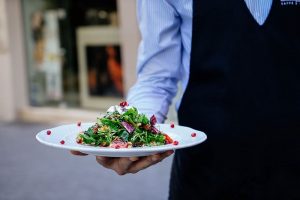 1.802 personas salen de las listas del paro en Zaragoza en junio