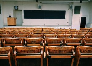 Vuelta a la Universidad: más ventilación y uso obligatorio de mascarillas