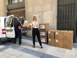 Aragón entrega 20.000 mascarillas a Cruz Roja, Cermi y Cáritas