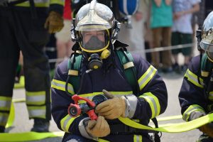 Los bomberos de Zaragoza retoman las pruebas de las oposiciones