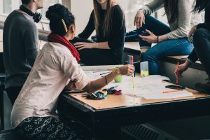 La Casa de la Mujer retoma los cursos con 150 vacantes y cursos virtuales