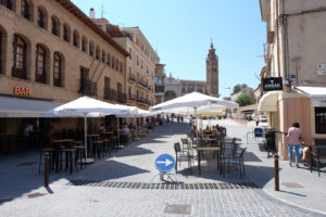 Tarazona condona a la restauración el impuesto de terrazas y veladores