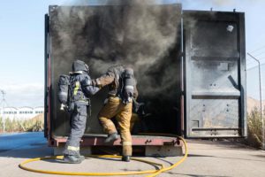 Los bomberos de Zaragoza dispondrán de un edificio para hacer prácticas con fuego real