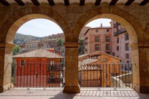 Albarracín y Alquézar, los pueblos del interior escogidos como los más bonitos de España