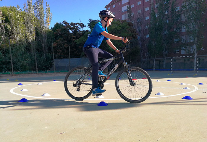 37 centros educativos se apuntan al programa municipal ‘La bici en el cole’