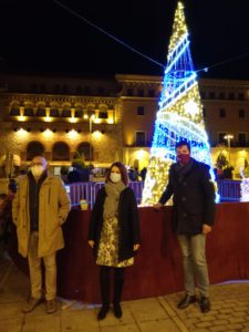 Teruel luce en sus calles el encendido de Navidad