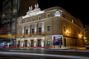 2021-11-19 Iluminación Teatro